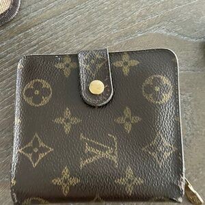 Authentic LV Zip Monogram Wallet